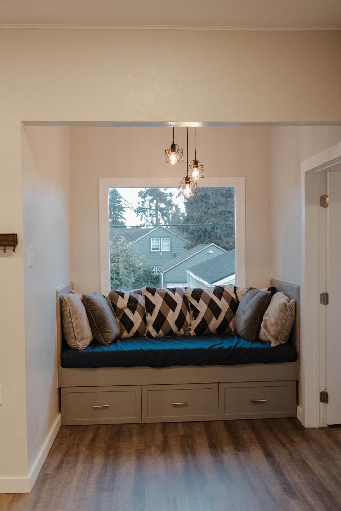 Central Tacoma Triplex ภายนอก รูปภาพ